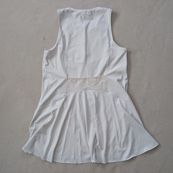 Athleta Ace Tennis/Golf Dress Workout Zip Front White Ball Pocket Size 1X - Picture 8 of 15
